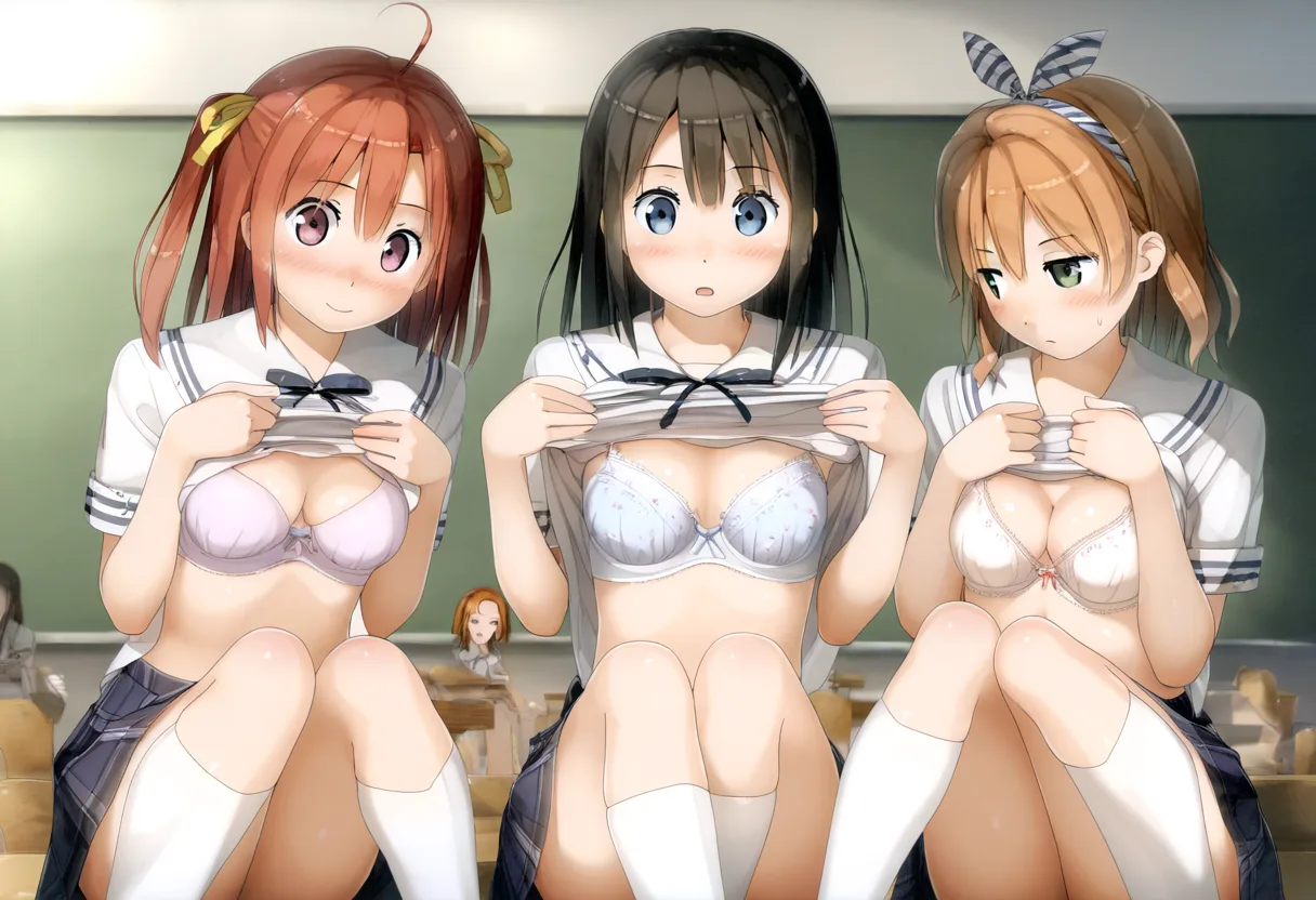 三人ともブラを見せてくれている。